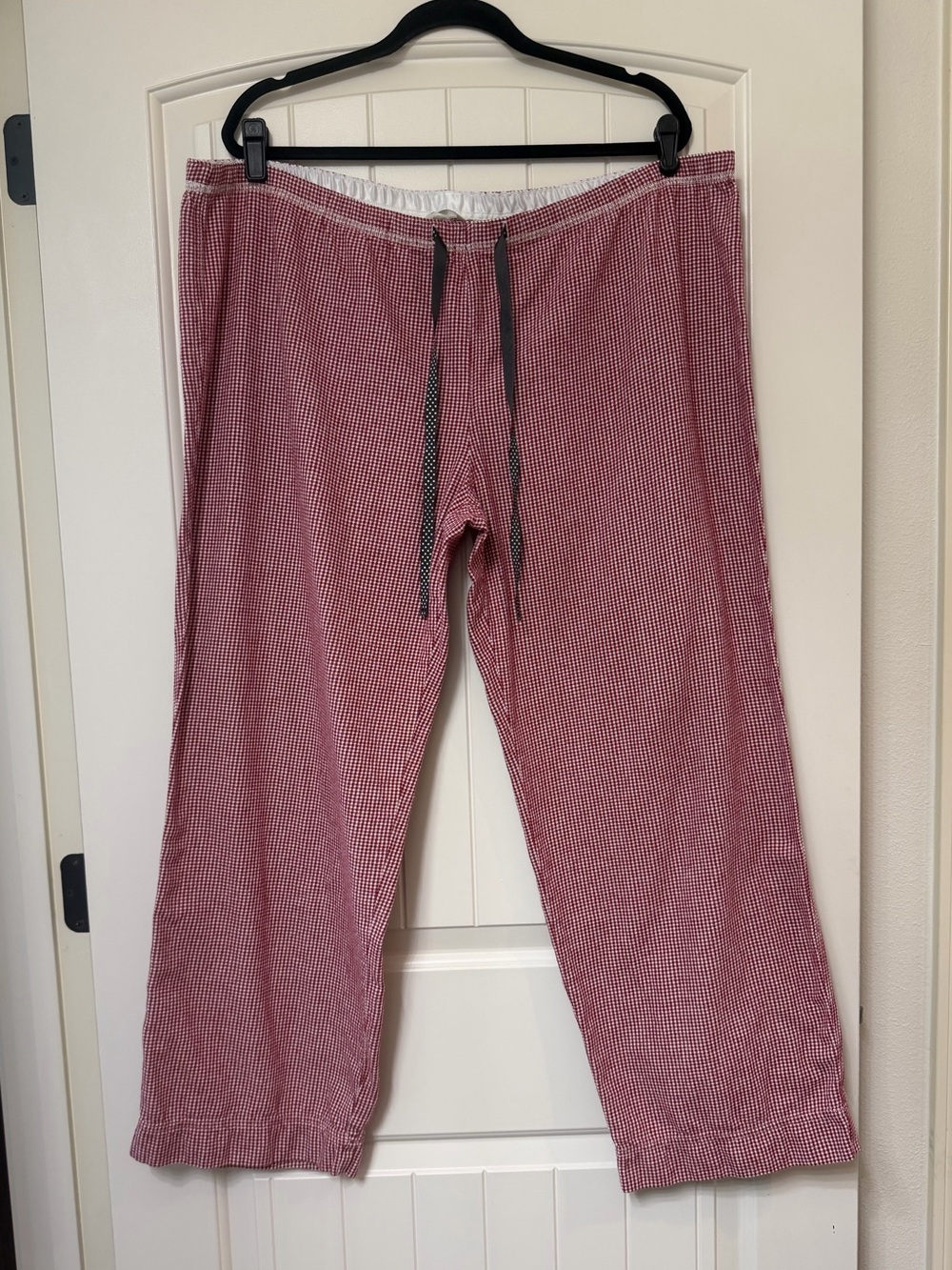 EDDIE BAUER Lounging pants/pajama bottoms. Color red houndstooth. Size XXL